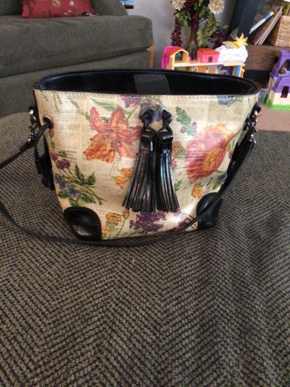 Patricia Nash cross body
